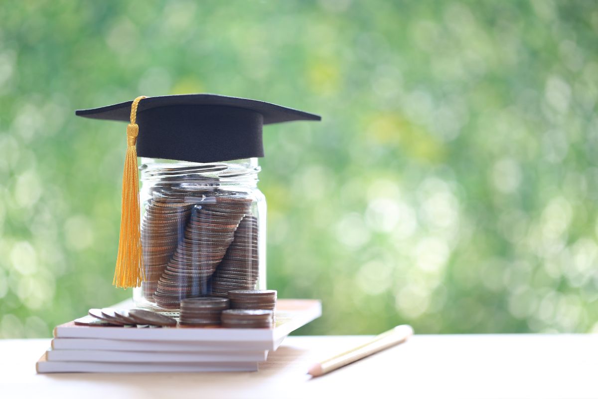 ¿Qué es la Educación Financiera? ¿Qué es la Educación Financiera?